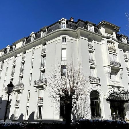101 Pyrenees Palace Appartement Bagnères-de-Luchon Zewnętrze zdjęcie