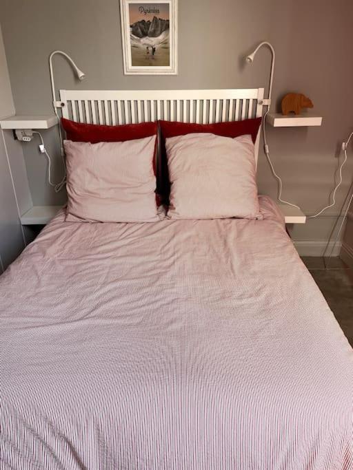 101 Pyrenees Palace Appartement Bagnères-de-Luchon Zewnętrze zdjęcie